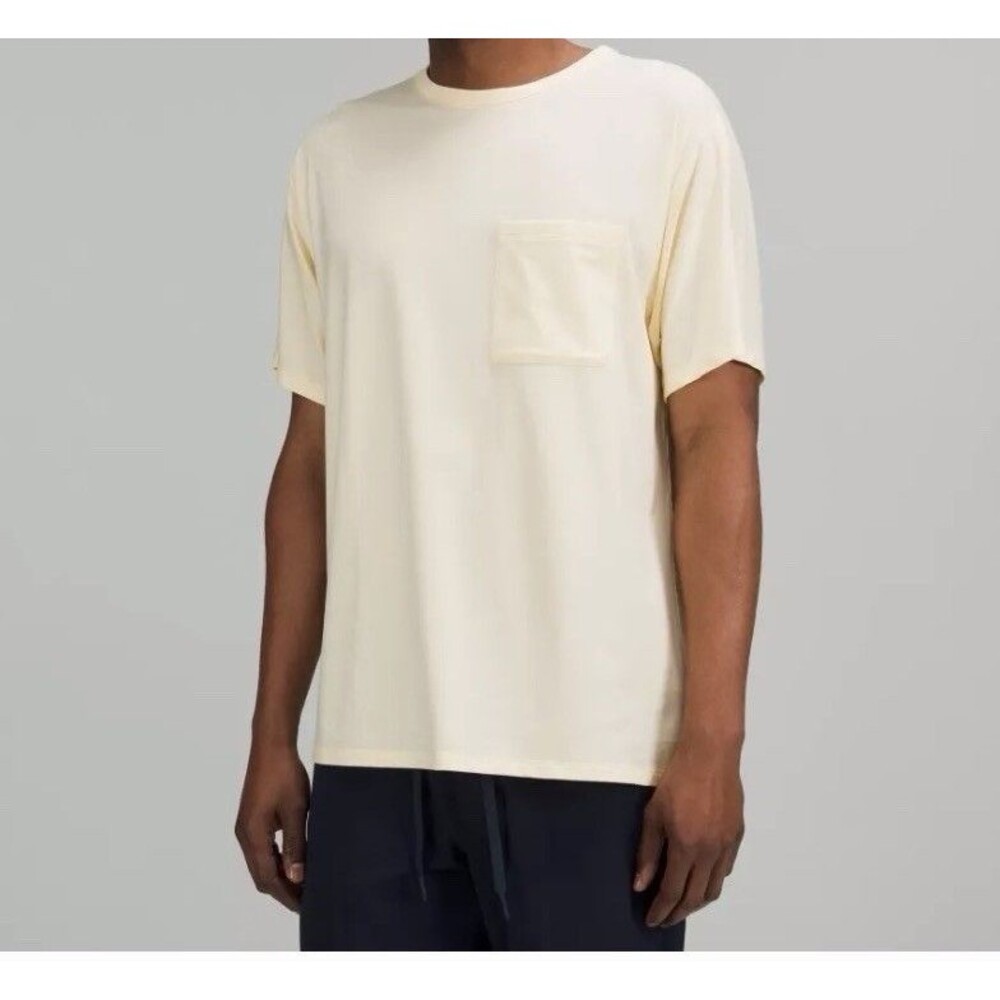 Lululemon The Fundamental Pocket T-Shirt Pima Cotton Nylon Lyocel Lemon Chiffon